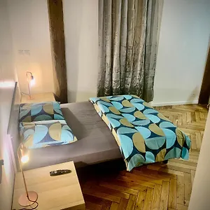 M: En Plein Centre De Appartement Lyon